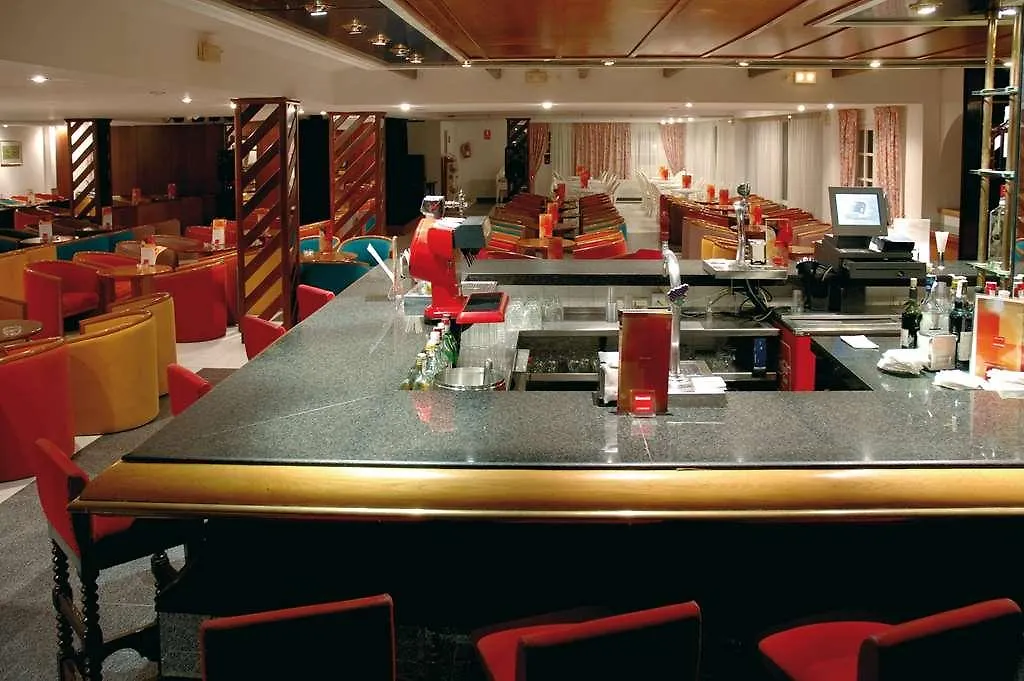 Barcel Ponent Playa Otel Cala D´Or 3*,