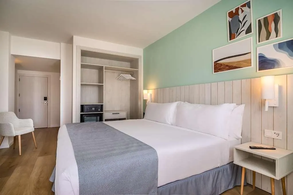 Barcel Ponent Playa Otel Cala D´Or 3*,  İspanya