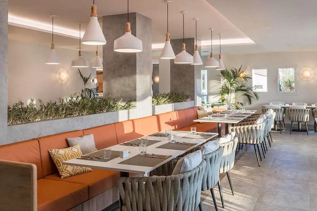 ***  Barcel Ponent Playa Otel Cala D´Or İspanya